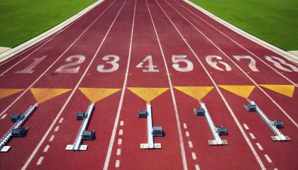 八一队鏖战强敌显韧性 邹雨宸伤退牵动人心终无大碍