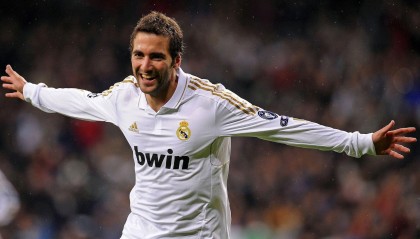 中国篮球新篇章，青岛新星杨瀚森正式官宣参加NBA选秀，多支球队早已深入考察引关注