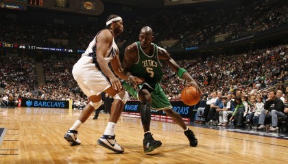 毕尔巴鄂竞技主场饮恨，贝伦格尔乌龙送礼助阿拉维斯全取三分