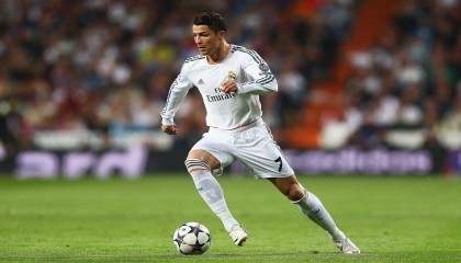 劳塔罗欧冠意甲连场破门终结球荒 国米锋霸重拾射门靴助蓝黑军团双线疾驰