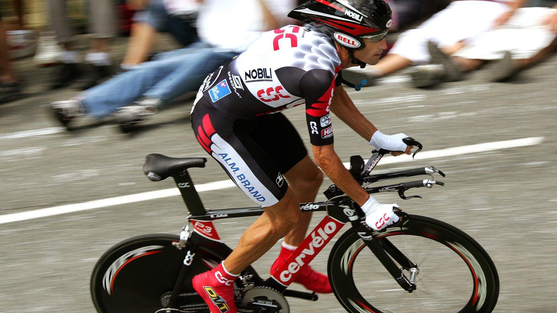 莫耶斯点出关键转折,铁锤帮险胜夜,悬念催生斗志狂澜